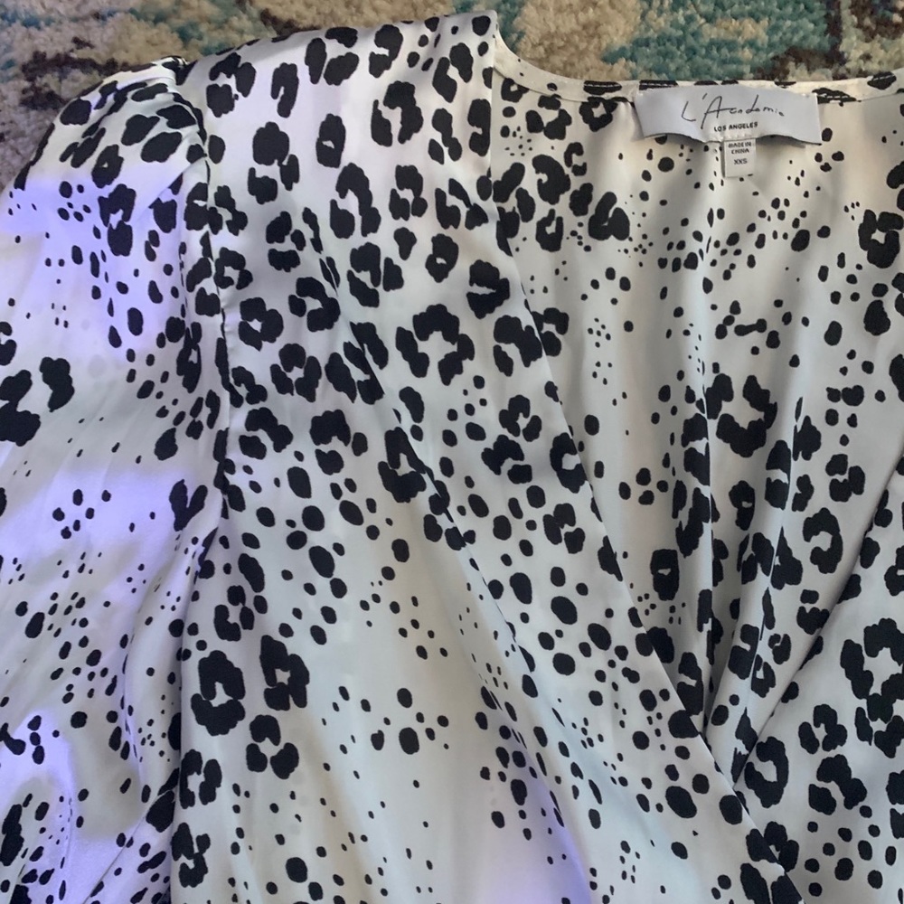 black and white cheetah blouse - Picture 3 of 3